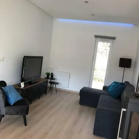 O Ren Apartment *